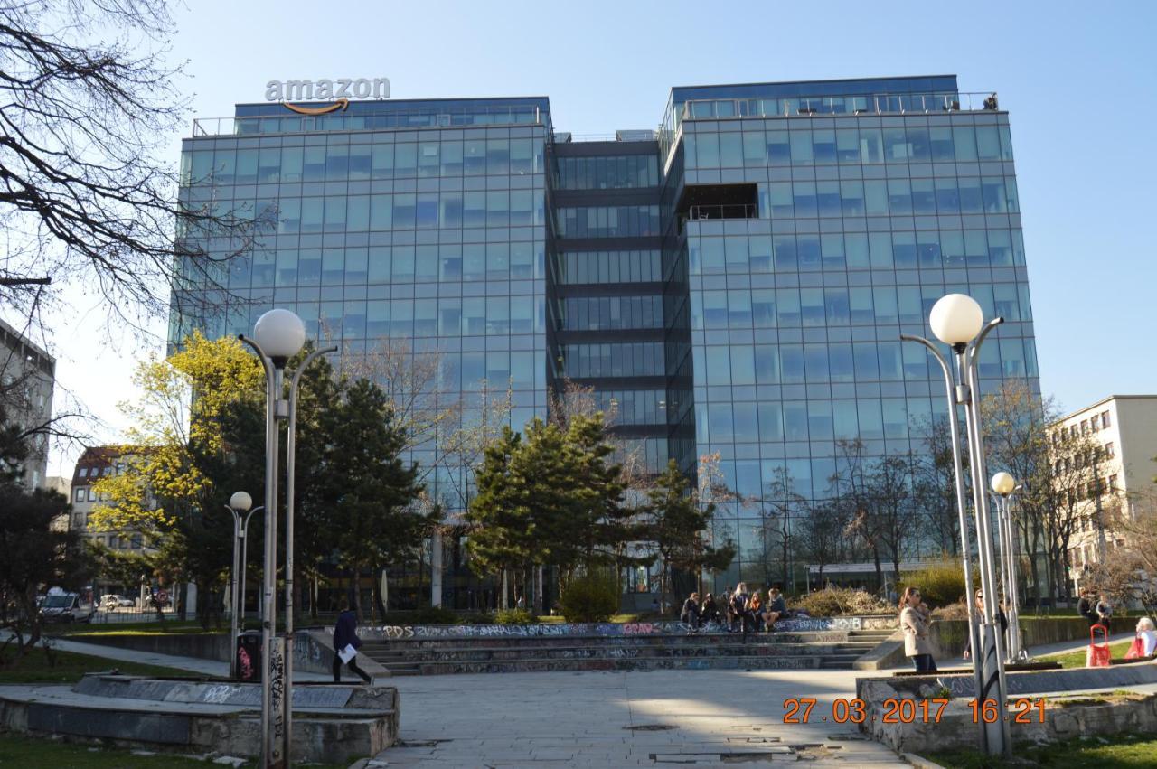 Vacation Apartment Up To 10 Μπρατισλάβα Εξωτερικό φωτογραφία